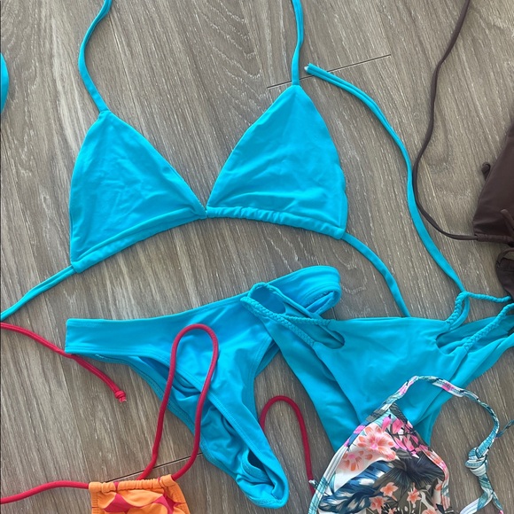 Bikini bundle - Picture 2 of 6
